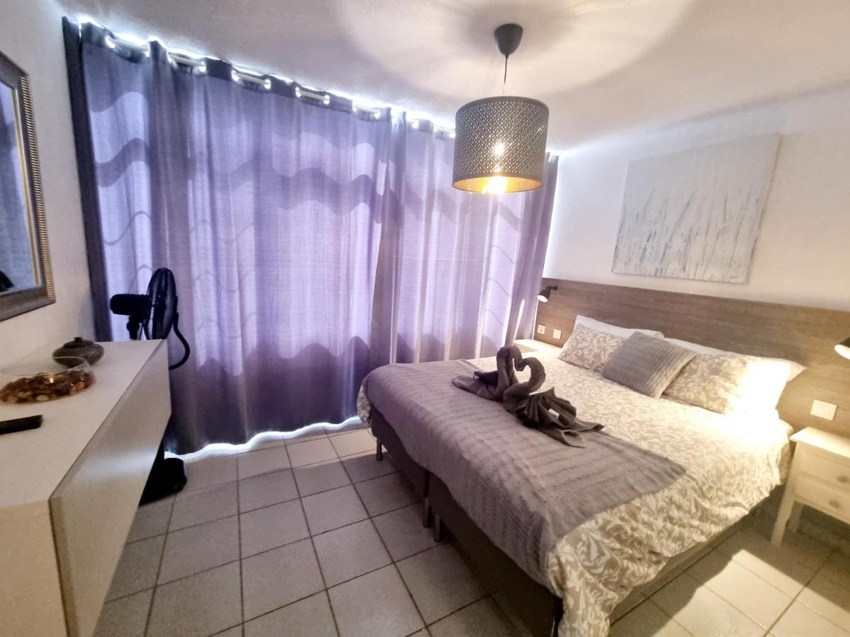 Luxury Apartamento Luz De Mar Complejo Playa Roca Costa Teguise Bagian luar foto