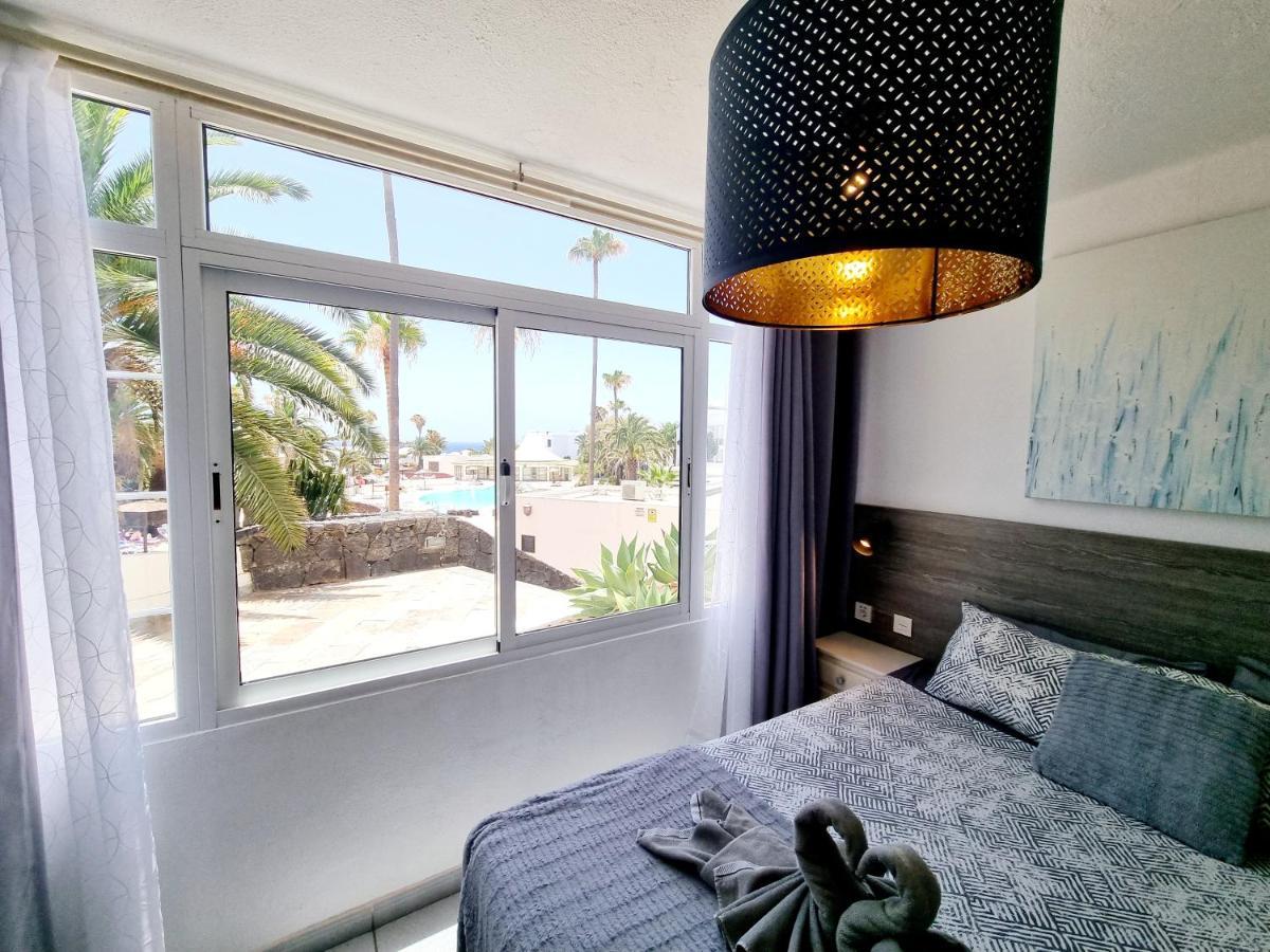 Luxury Apartamento Luz De Mar Complejo Playa Roca Costa Teguise Bagian luar foto