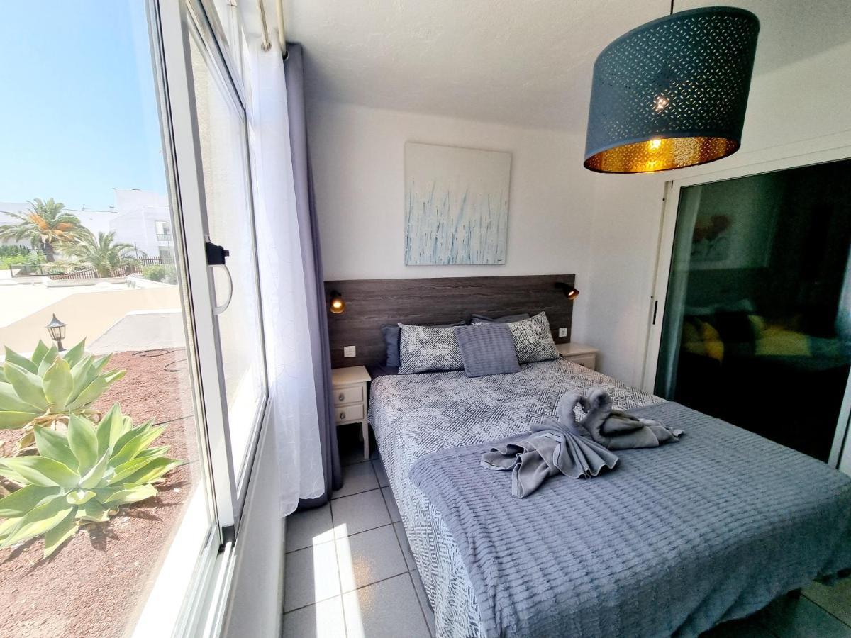 Luxury Apartamento Luz De Mar Complejo Playa Roca Costa Teguise Bagian luar foto